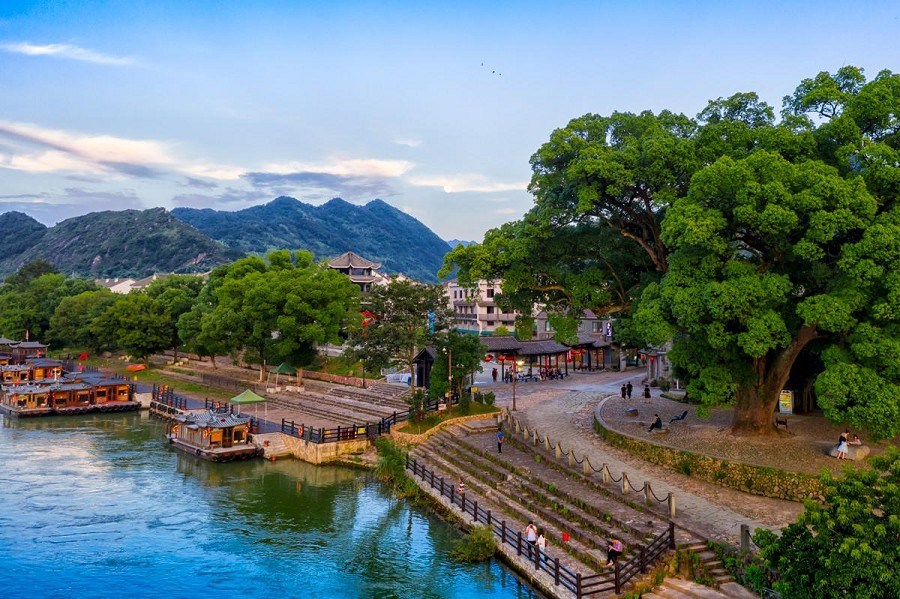 丽水古堰画乡年年有鱼民宿客栈(景区内)自由行套餐(房